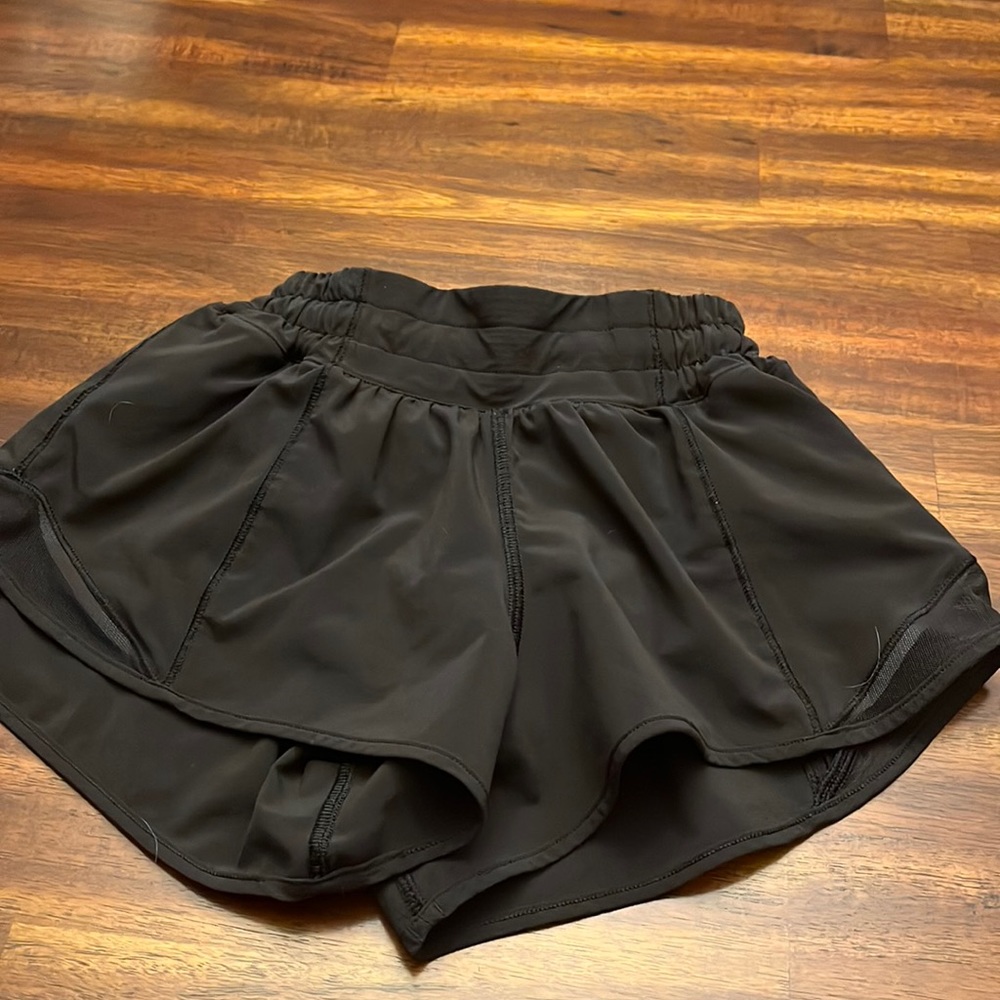 black lululemon hottie hots size 0